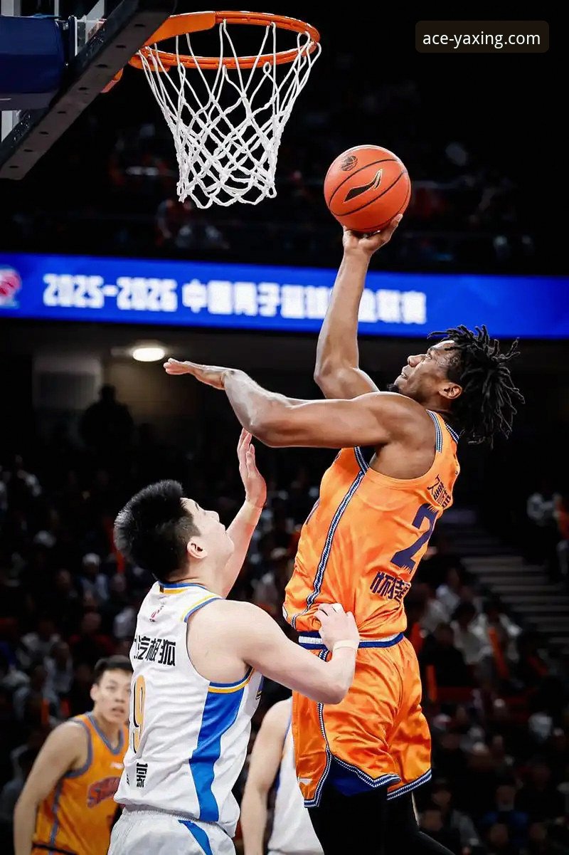 亚星娱乐新用户注册 CBA焦点战最新战报:皮特森38分神兵天降,福建力克北京终结对手连胜